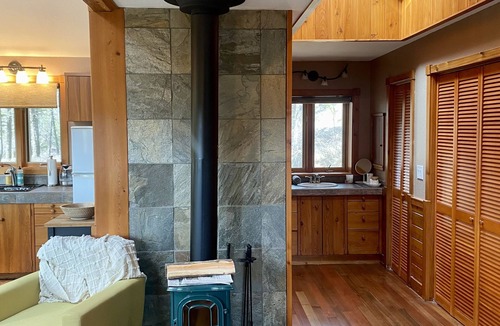 Kalispell Cabin | Cozy Cabin on Plummers Lake