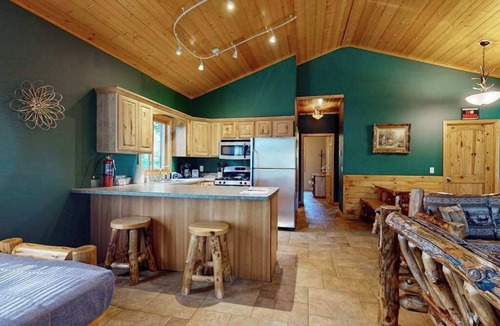 Mercer House | Cozy Cabin on the Turtle Flambeau Flowage, great for all seasons!