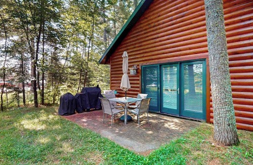 Mercer House | Cozy Cabin on the Turtle Flambeau Flowage, great for all seasons!