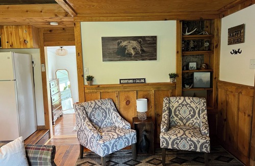 Jersey Shore Cabin | COZY CABIN ON THE CREEK