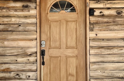 Moscow Cabin | Cozy Cabin on the Stowe line!