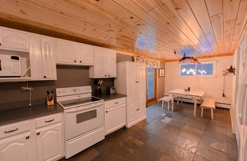 Kalkaska Cabin | Cozy cabin, private 10 acres close to ATV trail & lake