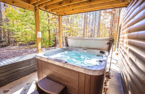 Eagle Mountain Cabin | Cozy Cabin