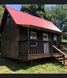 East Fultonham House | Cozy Cabin
