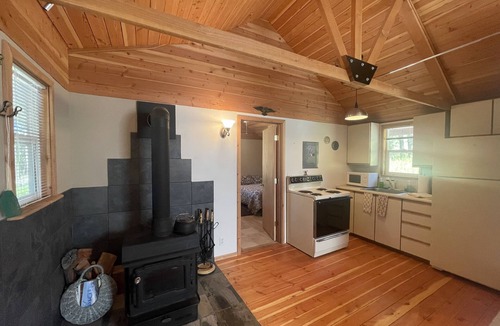 Oroville Cabin | Cozy Cabin