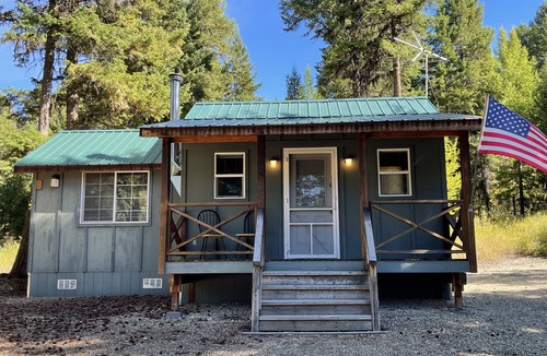 Oroville Cabin | Cozy Cabin