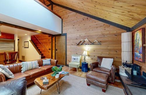 Overlook Park House | Cozy Cabin