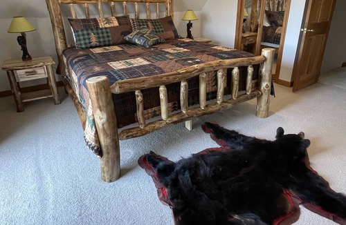 Day Cabin | Cozy Cabin with Lake Access