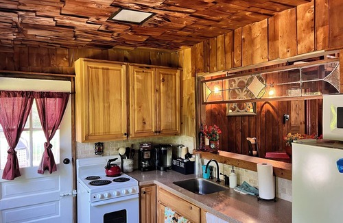 Monroe Cabin | Cozy Cabin with Outdoor Sauna and Firepit!