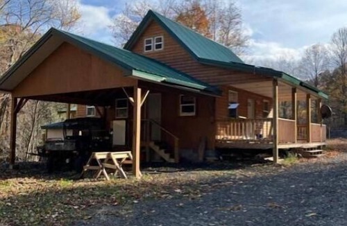 Elk Garden Cabin | Cozy cabin with river view