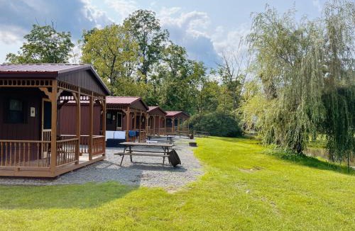 Mifflinburg House | Cozy Cabin2 Within Campground