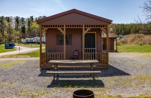 Mifflinburg House | Cozy Cabin2 Within Campground