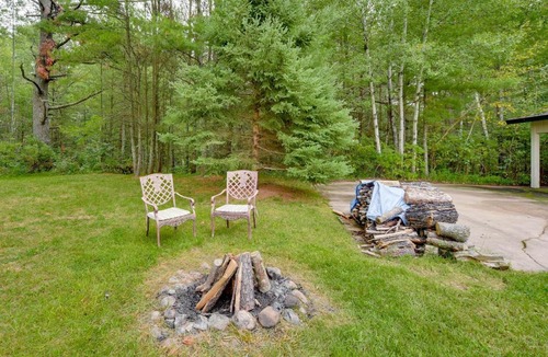 Cable House | Cozy Cable Cabin Rental - Pet Friendly!