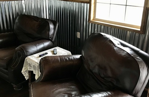 Theriot House | Cozy Cajun Two Bedroom