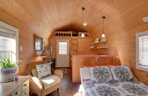 Sunset Beach Apartment | Cozy Calabash Studio ~ 4 Mi to Sunset Beach!