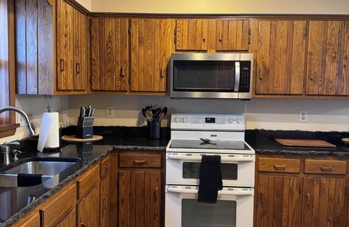 Hidden Valley House | Cozy Camp Hope Lake Lodge with the lifts and slopes nearby to be ski in and out.