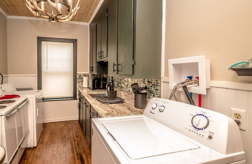 Gorham Apartment | Cozy Camp - Mountain Retreat