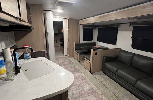 Llano House | Cozy Camper in the Hill Country. Just 10 minutes from Kingsland, LBj, & Llano