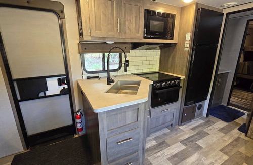 Cheboygan House | Cozy camper near Cheboygan