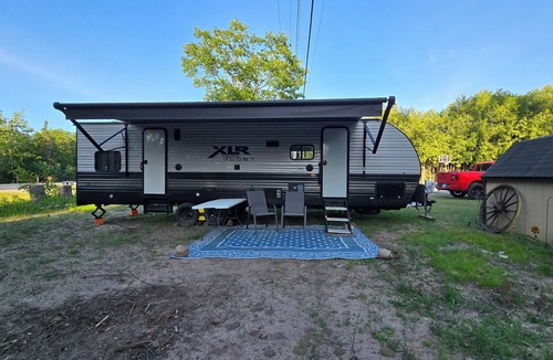 Cheboygan House | Cozy camper near Cheboygan