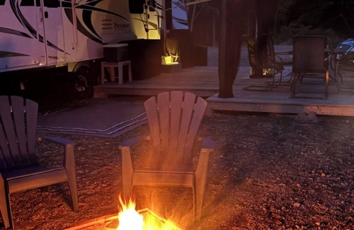 Beresford House | Cozy Camper setup, off grid