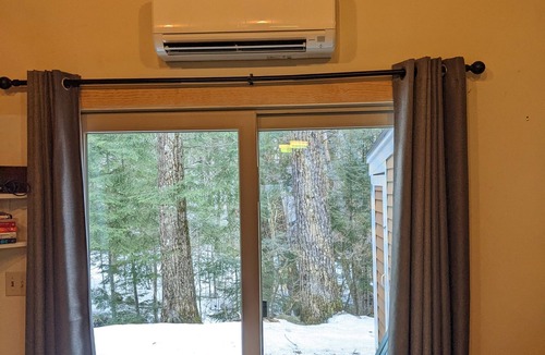 Campton Condo | Cozy Campton Condo