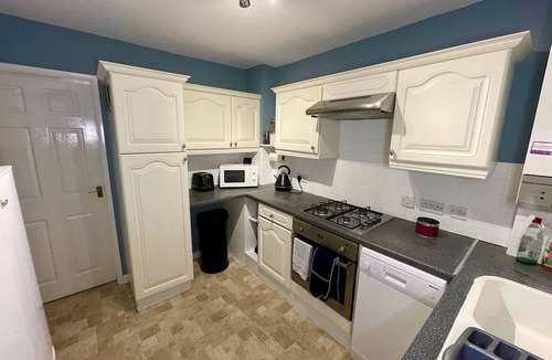 Loughborough House | Cozy canal side house