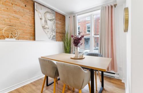 Sainte-Marie Apartment | Cozy Cando in Down Town