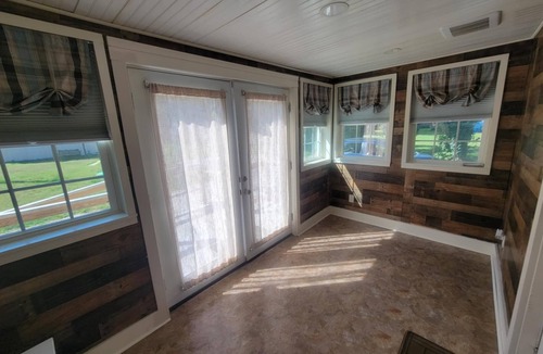 Rising Sun-Lebanon House | Cozy cape cod