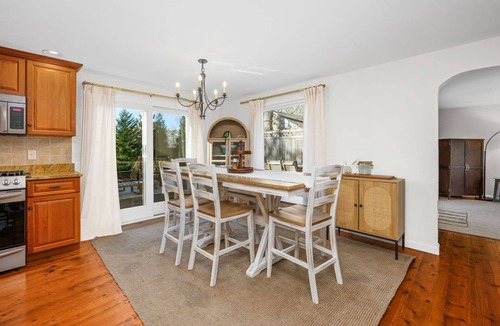 Harwich Center House | Cozy Cape Retreat with Fenced Yard & Fire Pit