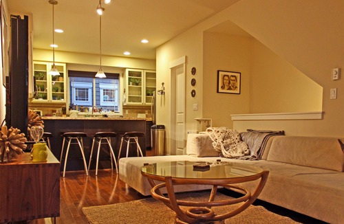 Broadway House | Cozy Capitol Hill home