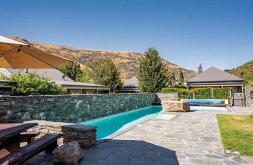 Cardrona Apartment | Cozy Cardrona Apartment