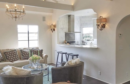 Golden Rectangle Apartment | Cozy Carmel Splendor