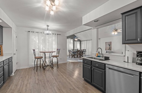 Olivia House | Cozy Carolina Trace 3BR w/Relaxing Golf Course Views - Deck & Fire Table