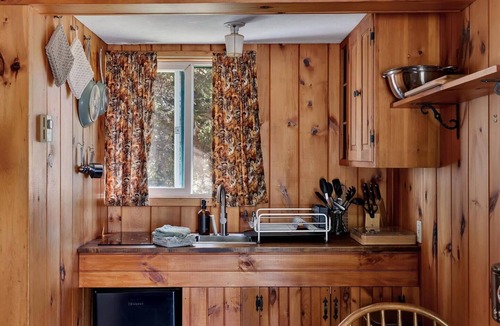 Lake Placid Cabin | Cozy Cascade Adirondack Cabin