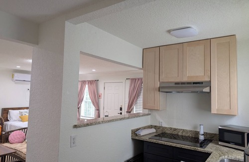 Alta Vista Apartment | Cozy Casita in charming San Antonio Close to Downtown & Pearl
