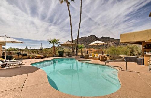 Carefree House | Cozy Casita w/Mtn View + Pool & Hot Tub Access