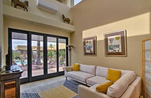 Carefree House | Cozy Casita w/Mtn View + Pool & Hot Tub Access