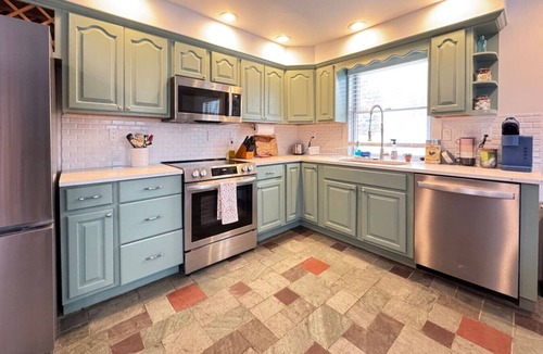 East Worcester Cabin | Cozy Catskill A-Frame With Hot Tub