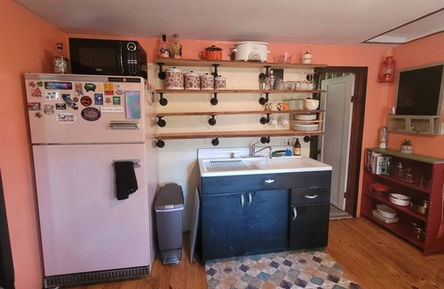 Shinhopple Cabin | Cozy Catskills Cabin: Your perfect rustic getaway - Pet friendly