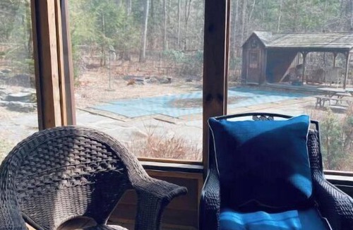 Dalton Ski Chalet | Cozy Cedar Chalet with Heated Pool