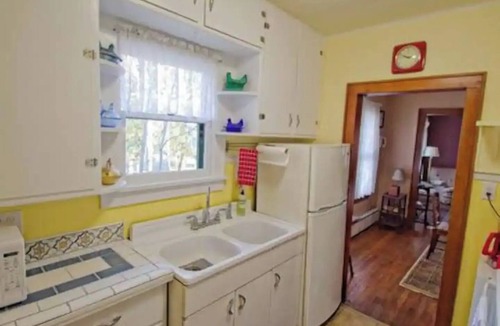 North Creek House | Cozy Central Adirondack Charmernn