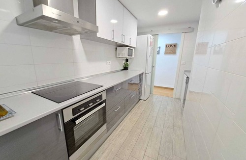 Nou Moles Apartment | Cozy Central Apartment in Valencia + WiFi + Netflix.