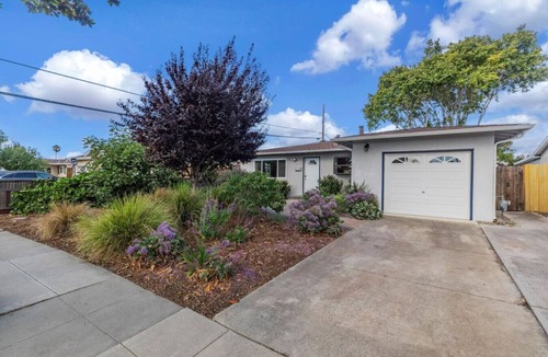 Santa Clara House | Cozy, central Santa Clara escape