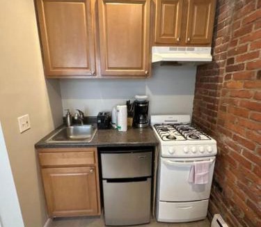 Prudential - St. Botolph Apartment | Cozy Central South End Studio
