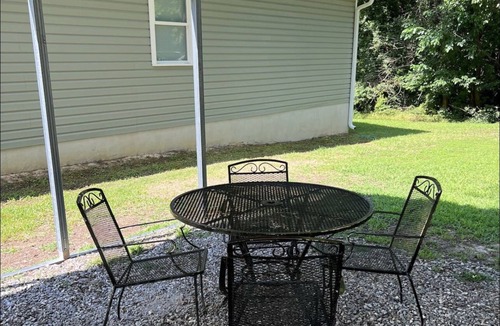 Farmville House | Cozy, centrally-located home!