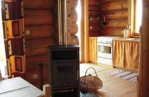 Saint-Martin-la-Sauvete Cottage | Cozy chalet, wild nature, PC internet, great for hiking