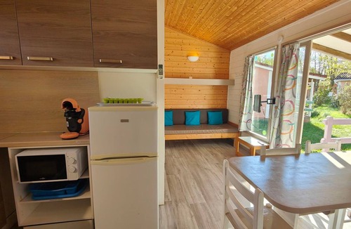 Montlaur Ski Chalet | Cozy Chalet for 5 with Terrace