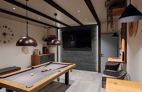 Ravna Gora Ski Chalet | Cozy Chalet Forest Hilln5* in Ravna Gora