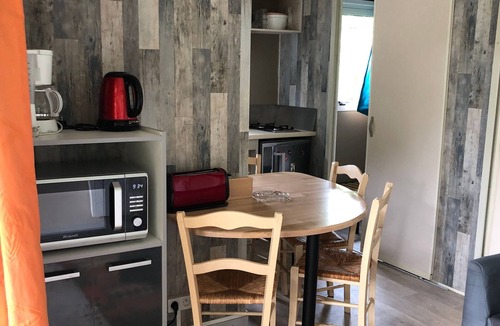 La Suze-sur-Sarthe Ski Chalet | Cozy Chalet Near Nature, Zoo, and Le Mans – Terrace, Pool, Pet-Friendly, Cycling Amenities